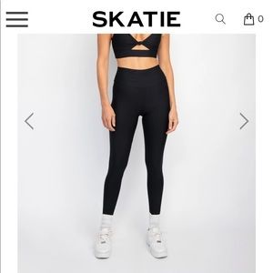 Skatie Cece legging.